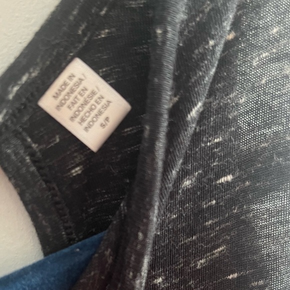 Victoria's Secret Black Muscle Tee with Gold and White Text - Picture 4 of 10